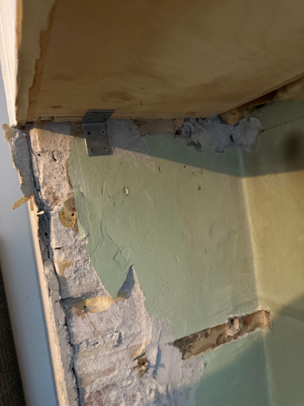 Oppudsning af murværk i indhak