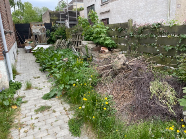 Køre affald på genbrugsplads