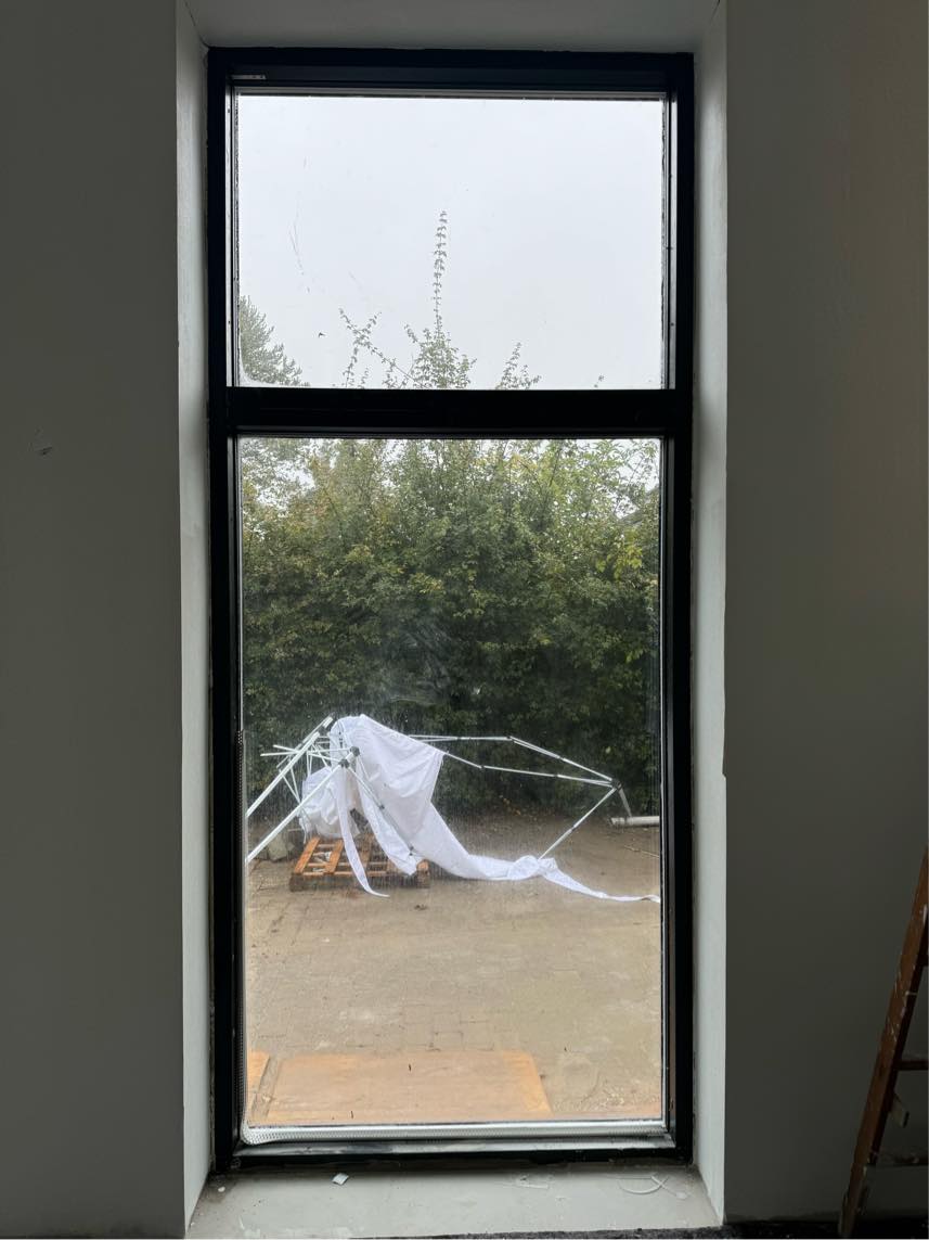 Fugekyndig til Fugning af 7 vinduer indvendig