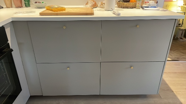 Justering af køkkenlåger