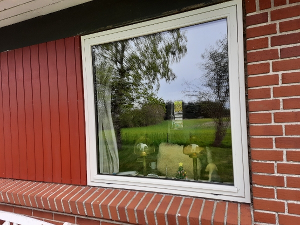 Fuget omkring 3 nye vinduer (1.80 × 1.80)