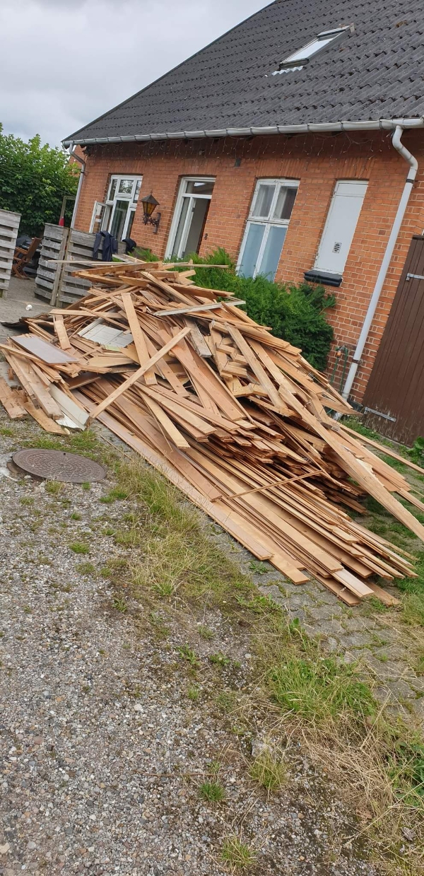 Fjernet bygge affald