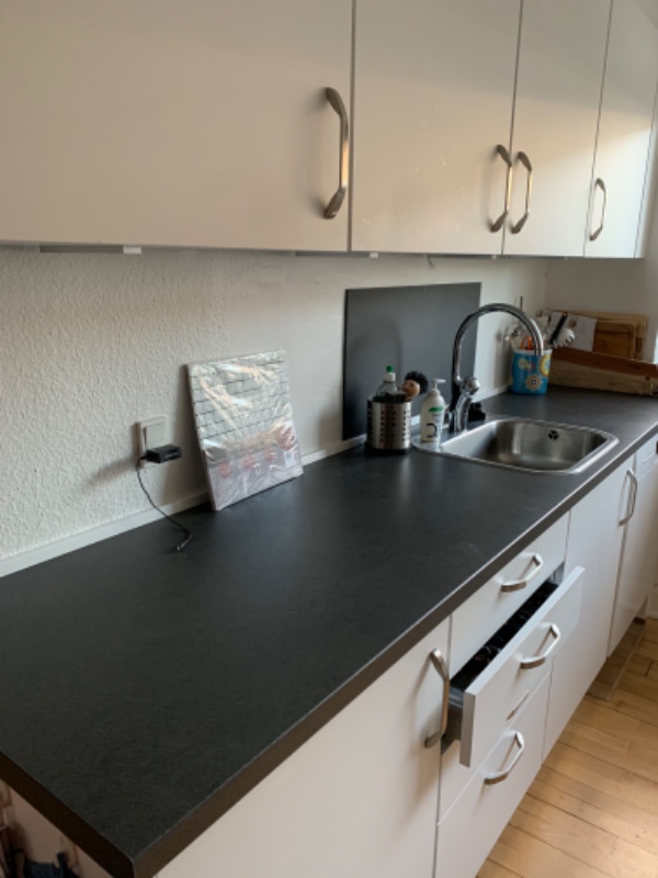 Sætte selvklæbende mosaik op i køkken  0,40 cm x Max 5 m