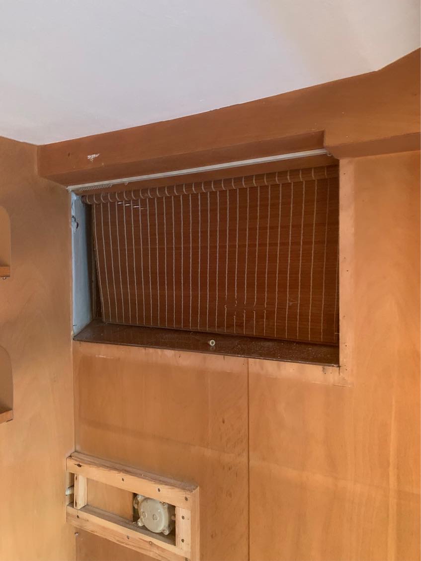 Reparation af træloft, bloker vindue, nyt terrassetag