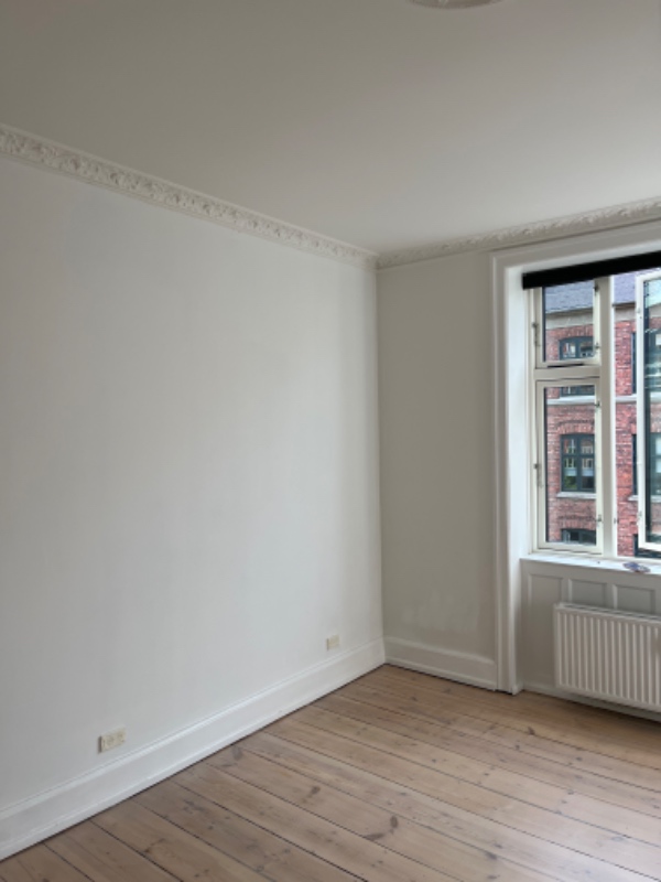 Maling 1 rum, loft , vægge og stuk