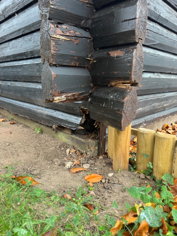 Udskift bjælker på træhus