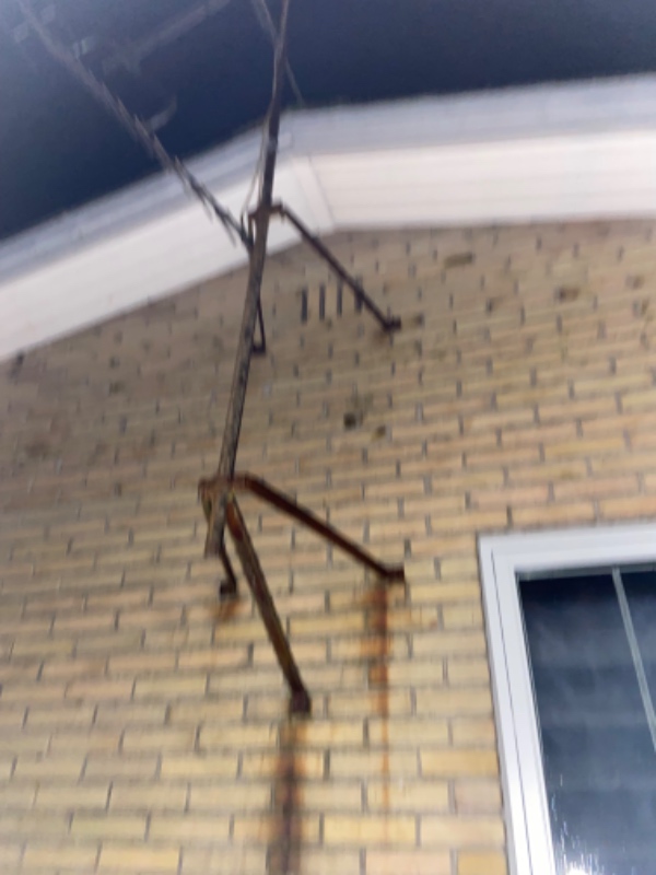 Nedtagning af TV antenne på gavl