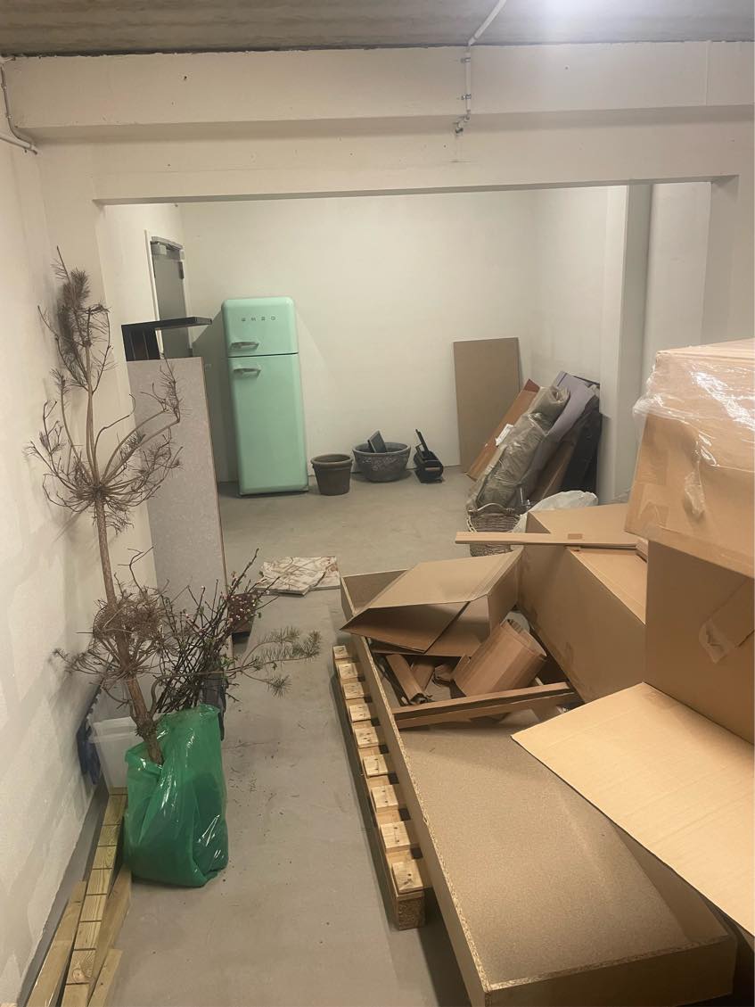 Have tømt et storskraldsrum