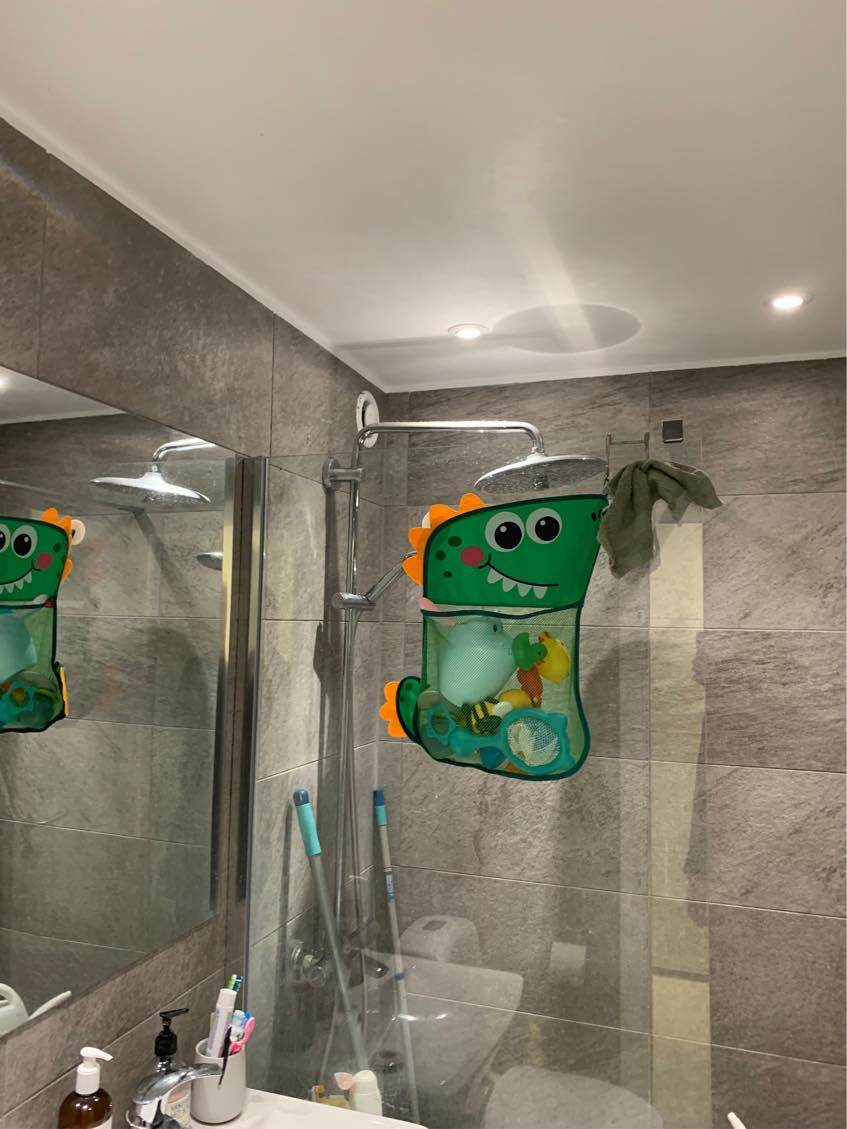 Montering af væghængt toilet, ekskl. VVS arbejde.