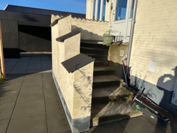 Nedbrydning af trappe