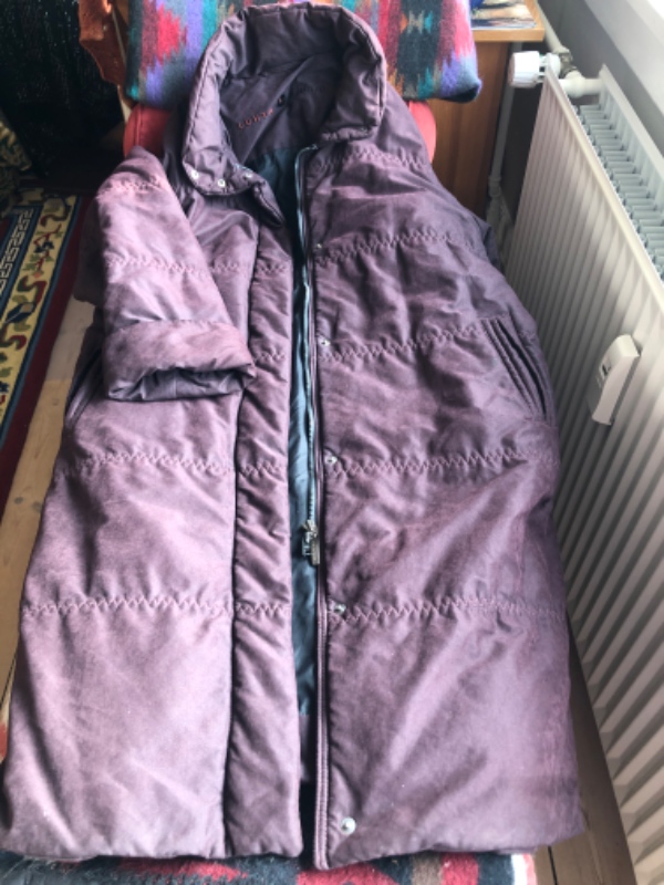 Ny lynlås i lang brun vinterfrakke fra Luhta. Original 60cm - ønskes 50/55cm