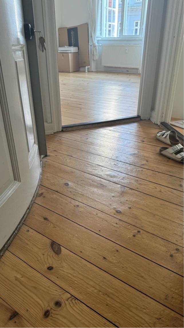 Slibe gulv og lakering