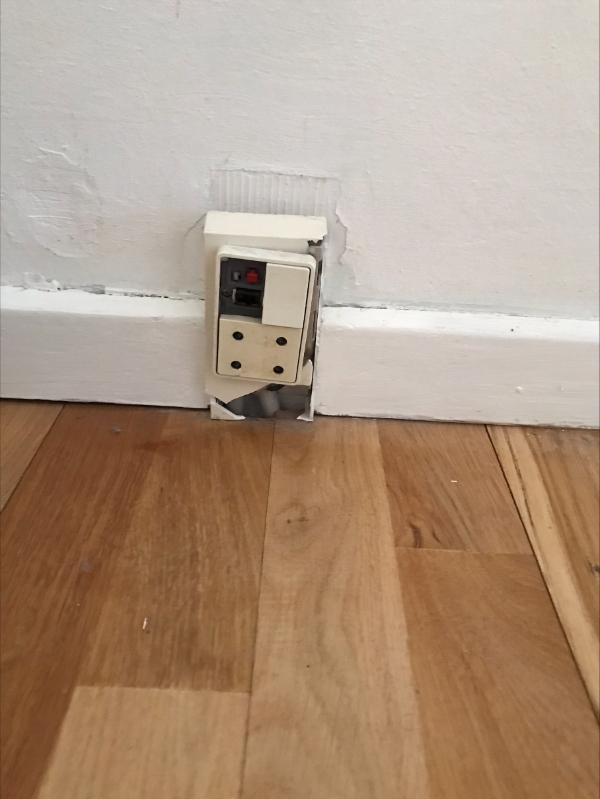 Udskiftning af stikkontakter