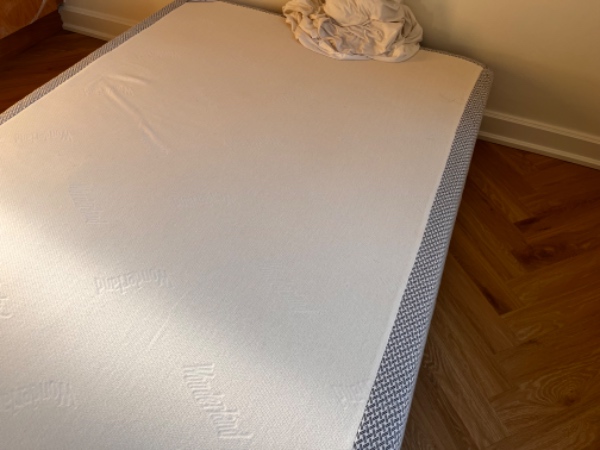 Rensning og imprægnering af Sofa plus rensning af topmadras og seng 1,4x2 m.