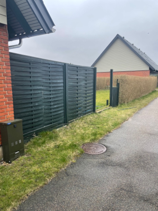 Nedrivning og opsætning af hegn