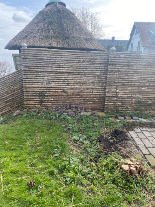 Gravning og fliselægning til sauna