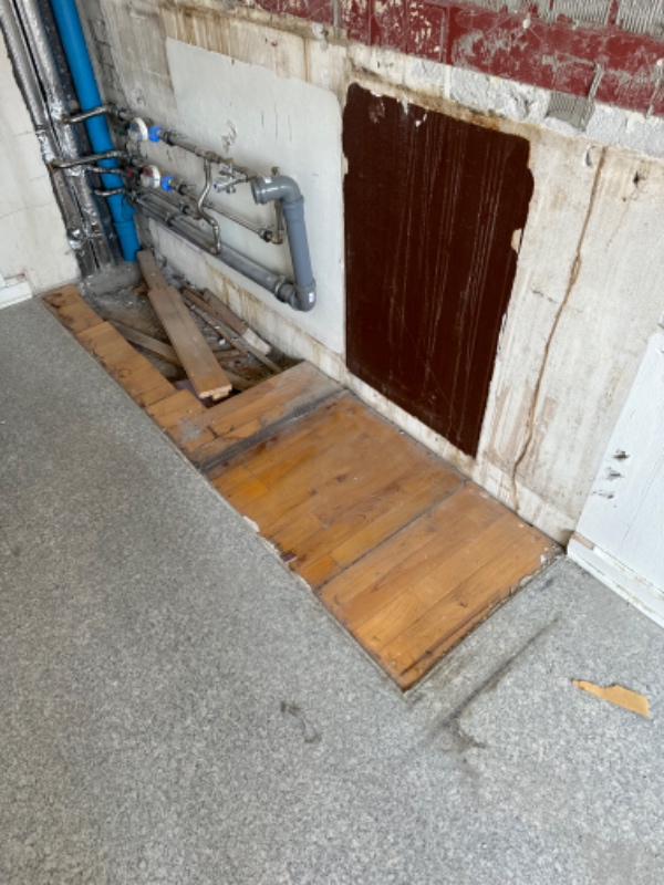 Maler- (og lidt murer-)arbejde i køkken