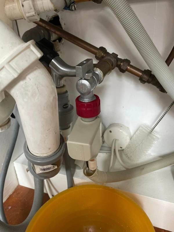 opvaskermaskine der viser F5 indtager ikke vand