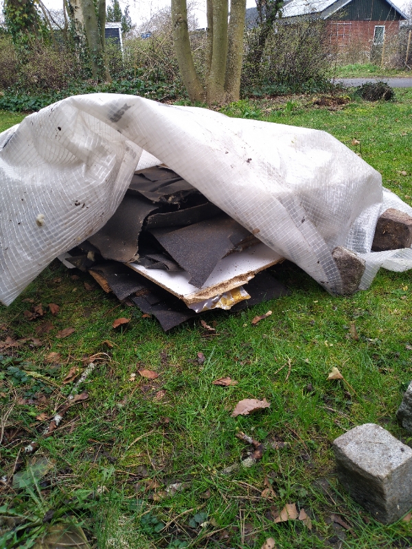 Afhentning af byggeaffald