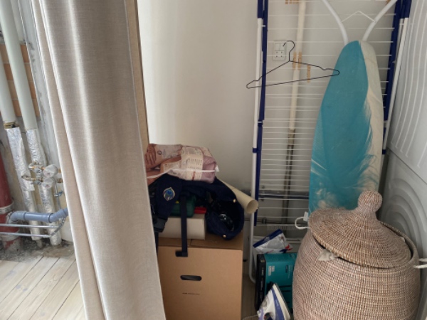 Rørskjuler + radiatorskjuler + hjælp til Ikea hack skabsløsning