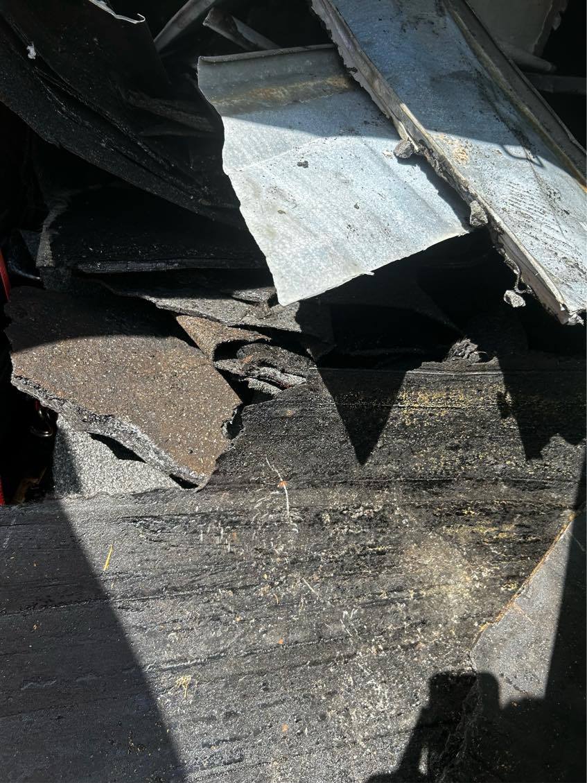 Køre tagpap vej har en lille med tagpap i der skal køres vak fra hvidovre v