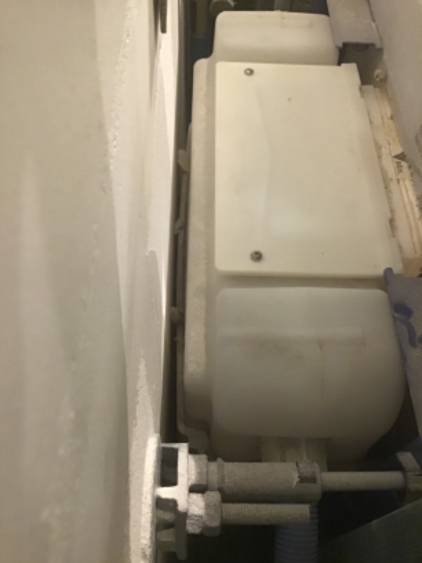 Toilet skylder dårligt hængetoilet