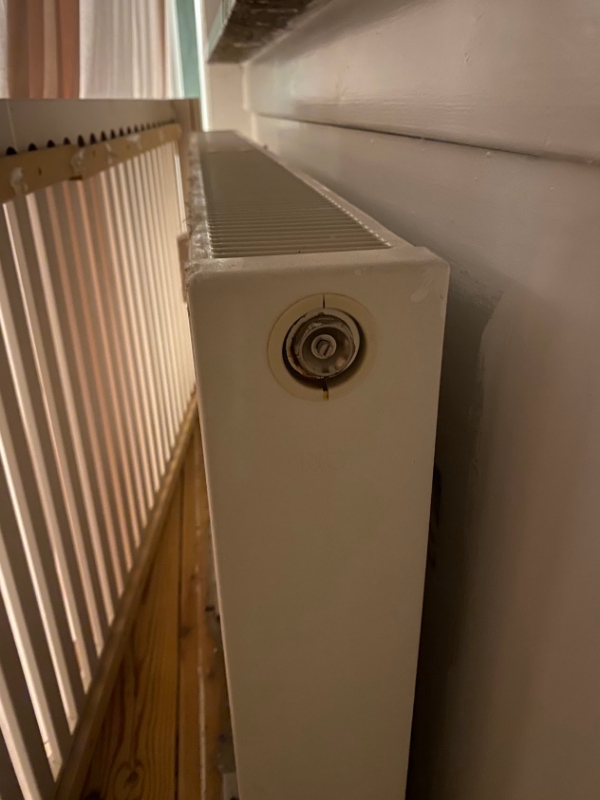 2 radiatorer som ikke varmer.