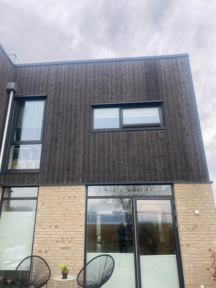 Maling af rækkehus 1 sals højde samt skur/carport