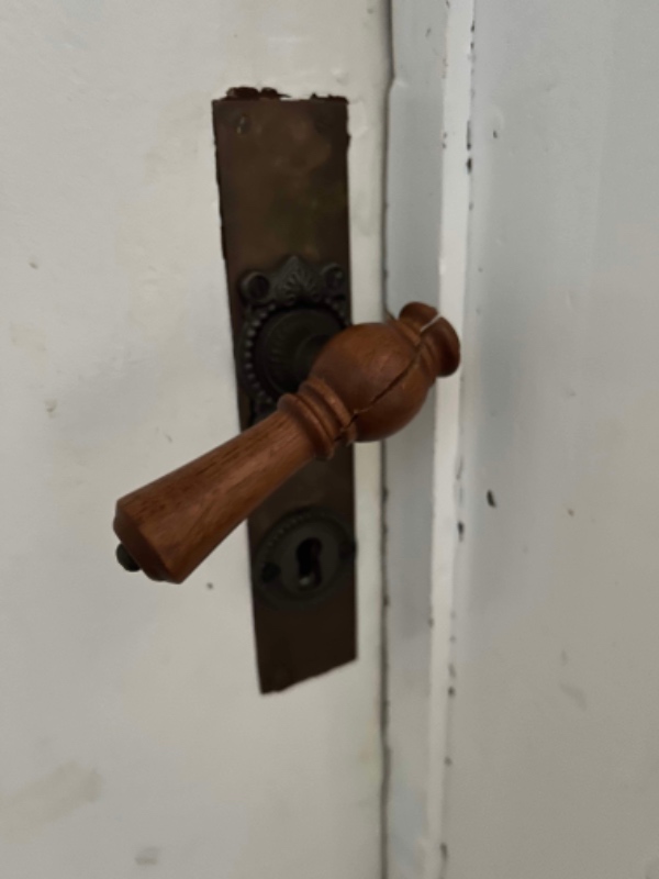 Udskiftning af dørhåndtag