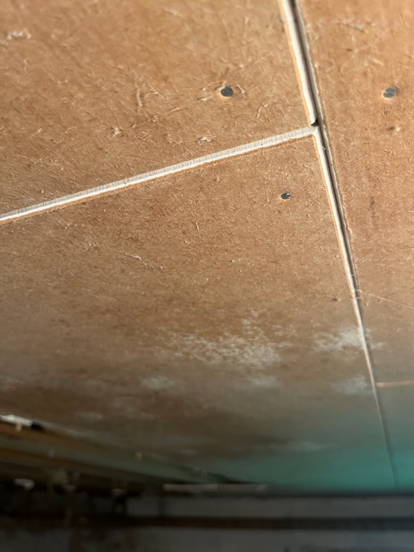 etablering af omfangsdræn i 60er parcelhus med nedgravet kælder