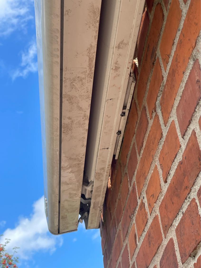 Nedtagning/Opsætning af markise