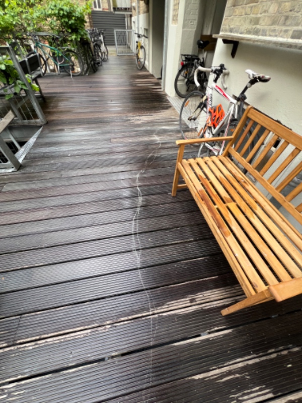 Fjernelse af maling på terrasse