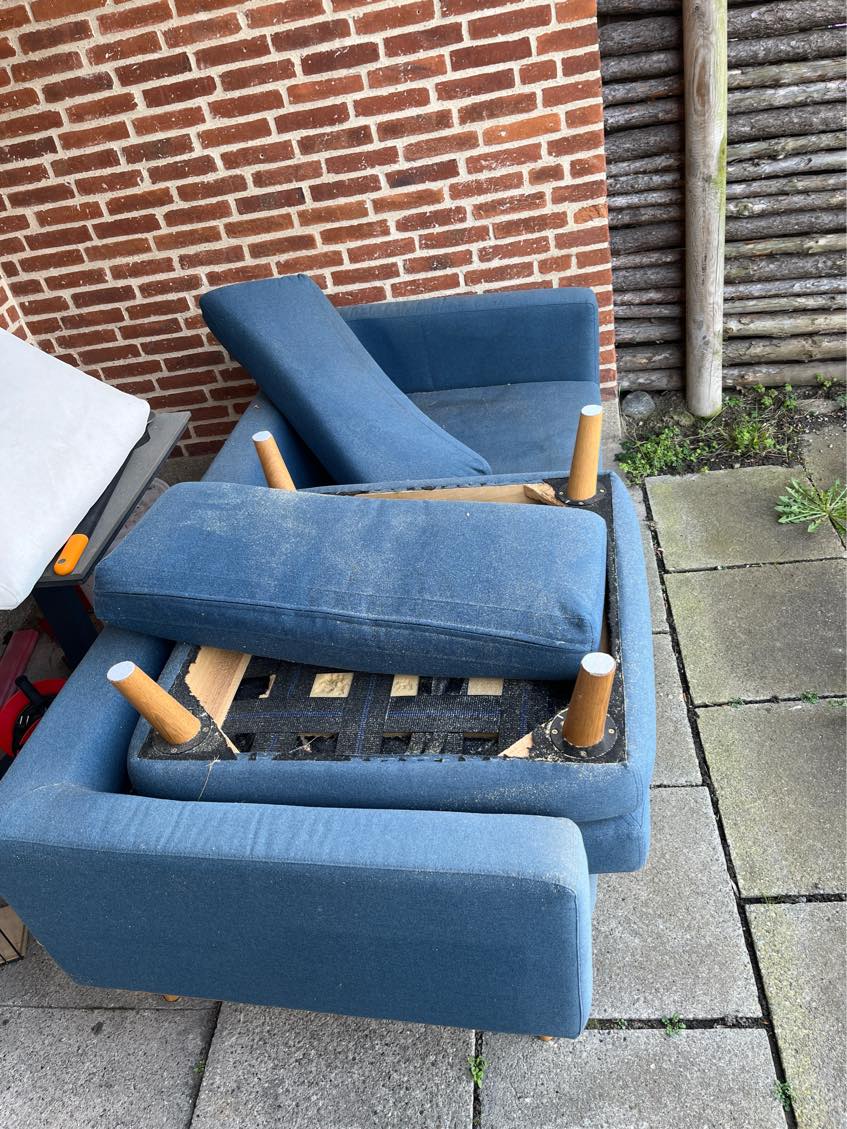 Smidt gammel sofa ud