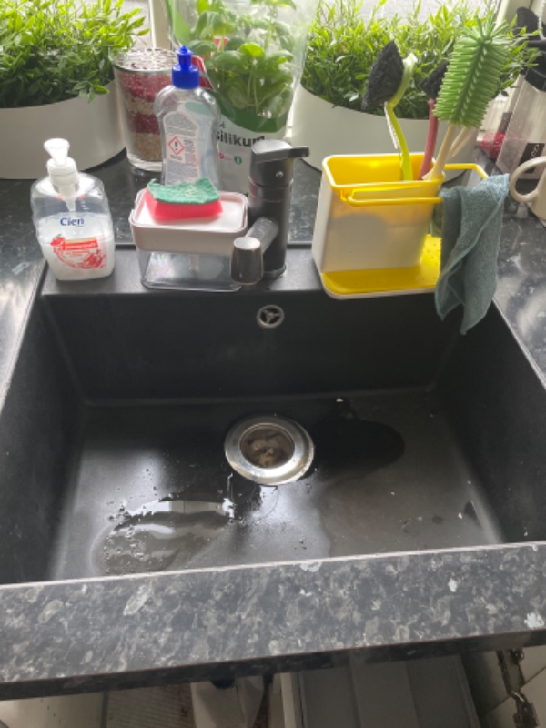 Installere vandhane med kogende vand