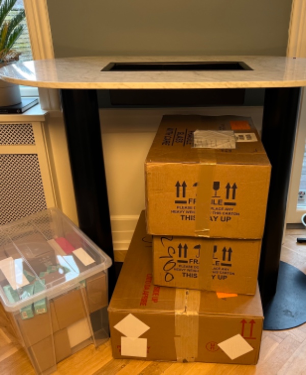 Flytte bord + kasser fra Hellerup til Kbh K