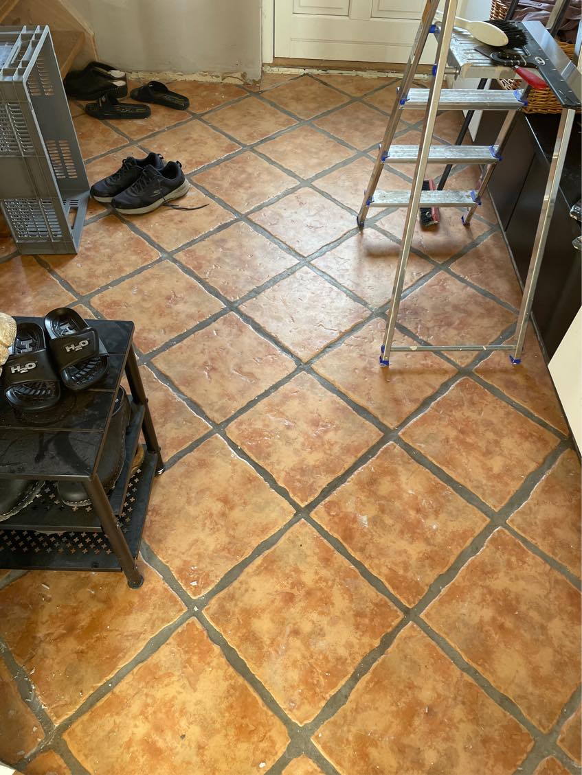 25 kvm fliser i entre