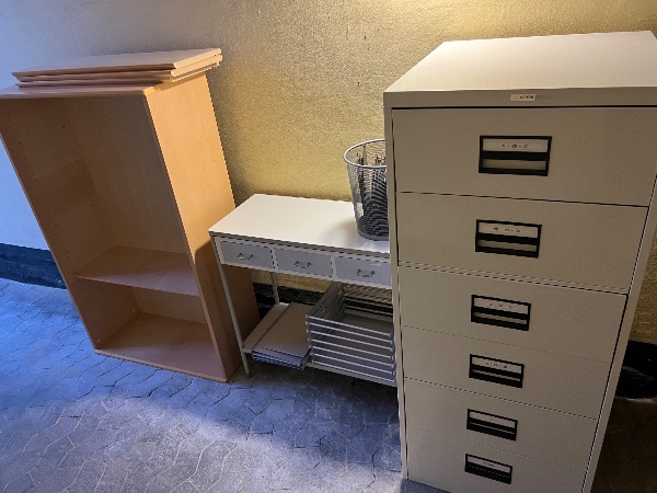 Køre inventar til losseplads