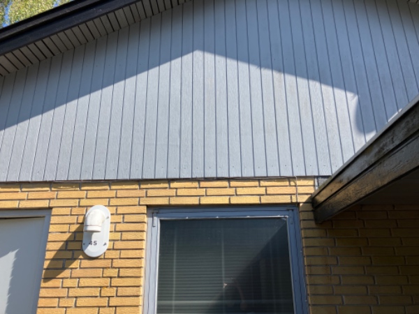 Malet en gavl Har selv malingen