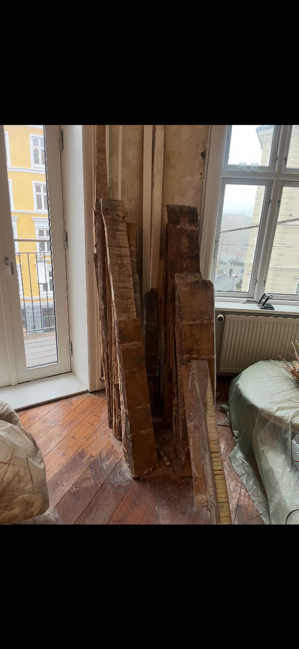 Bortskaffelse af byggeaffald fra 2. sal