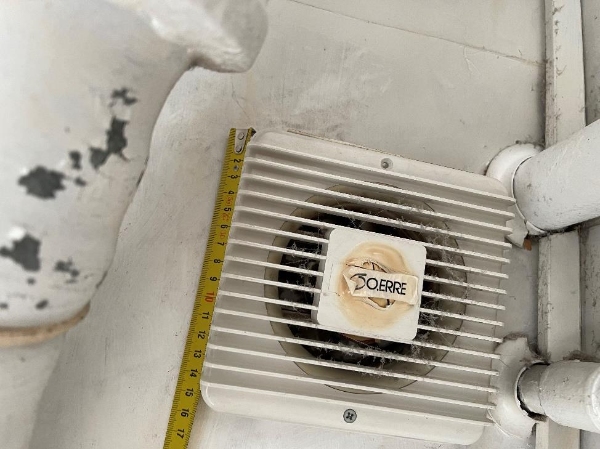 Udskiftning af toiletvaskarmatur, afløbsforbindelser  og ventilator