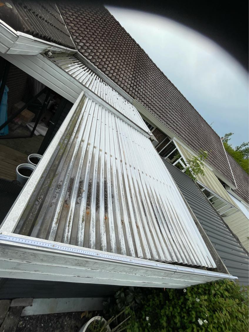 Skift af trapez plader på tilbygning