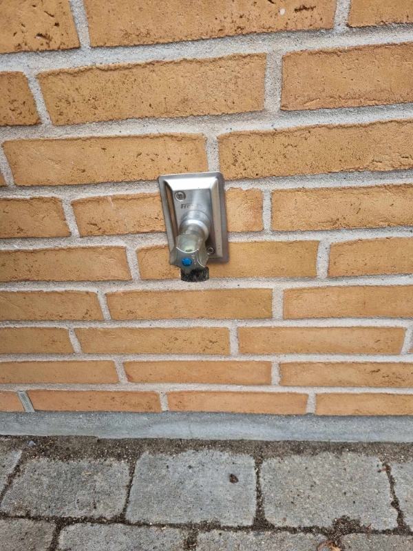 Udskift en udendørs vandhane