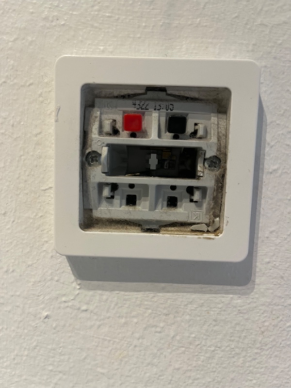 Installering af stikkontakt