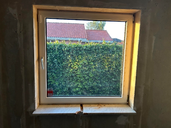 Fjernelse af vindueskarm