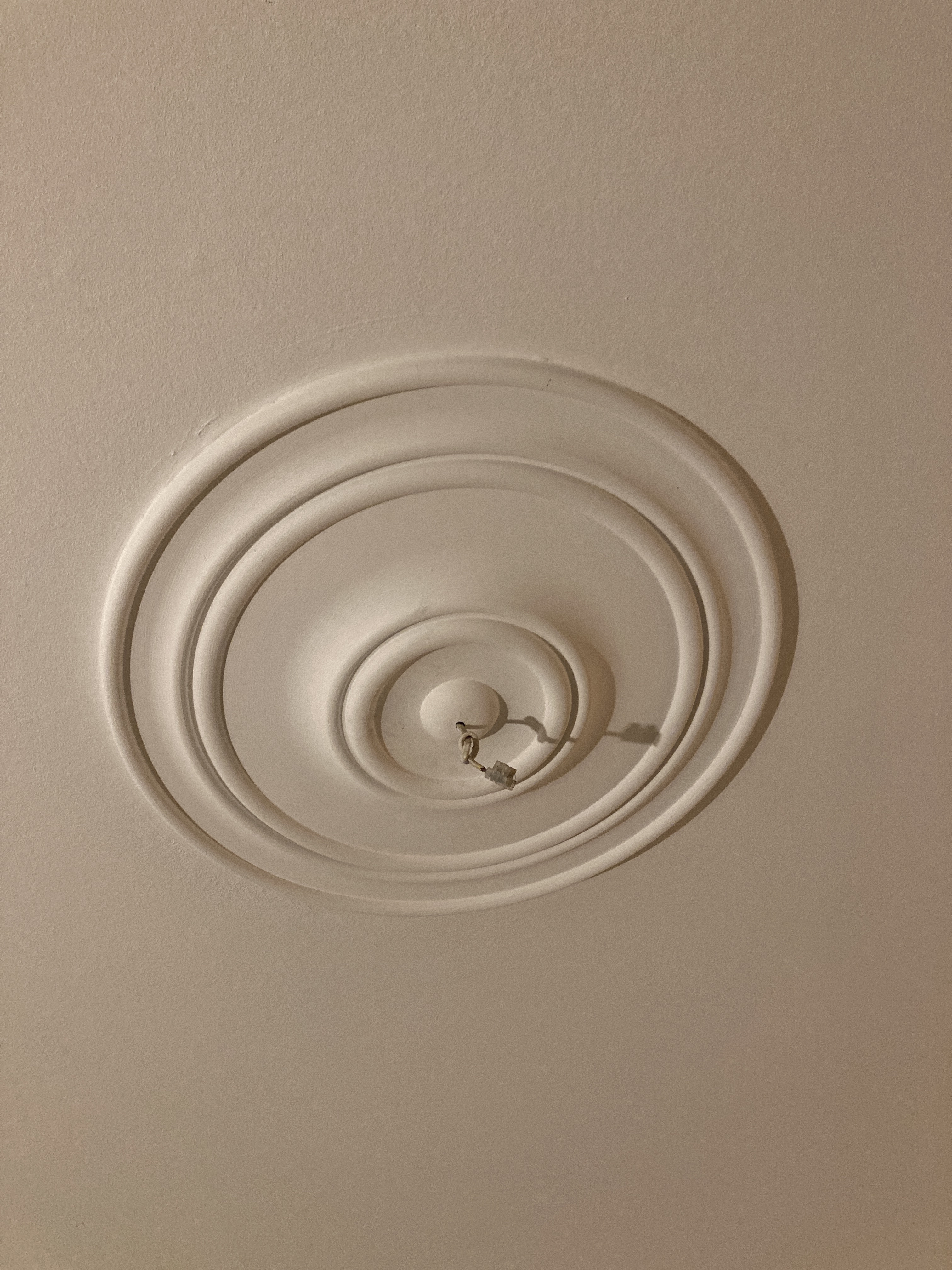 Montering af lampe - flyttes og tilsluttes