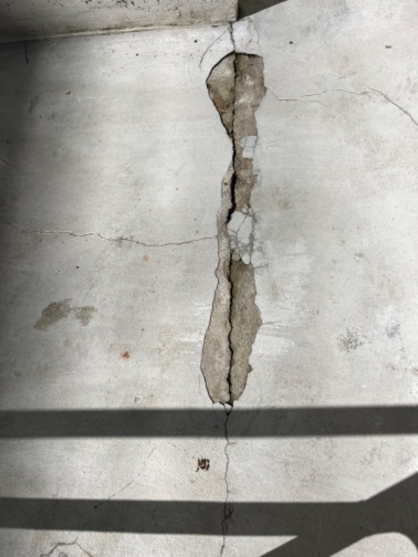 Betontrappe repareres