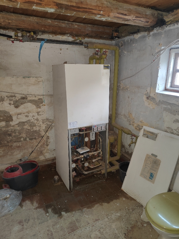 Montering af ny fjernvarme unit