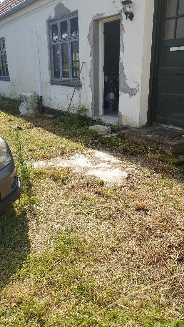 Montere 2 HOVEDDØRE og 1 VINDUE