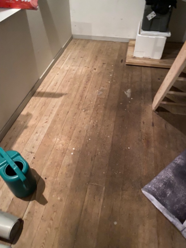 Fjernelse af gulv, forberedelse til gulvvarme