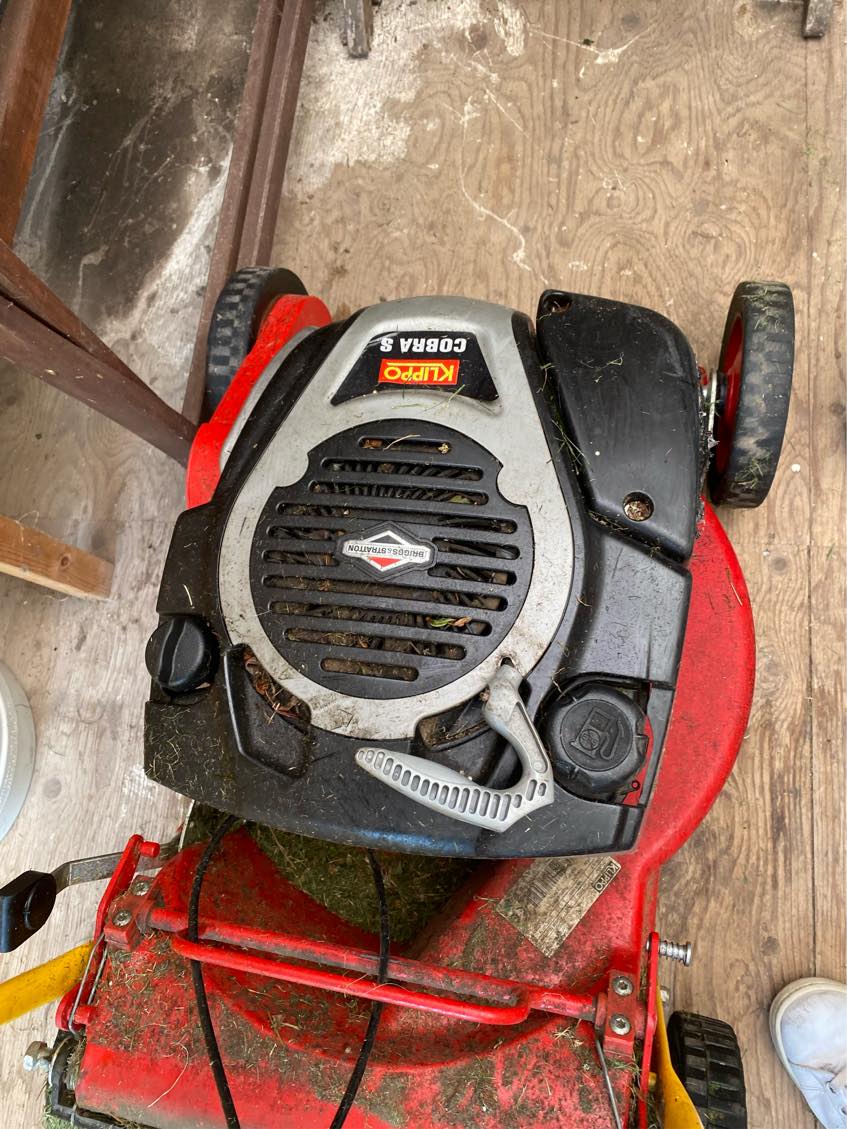 Reparation af Klippo plæneklipper